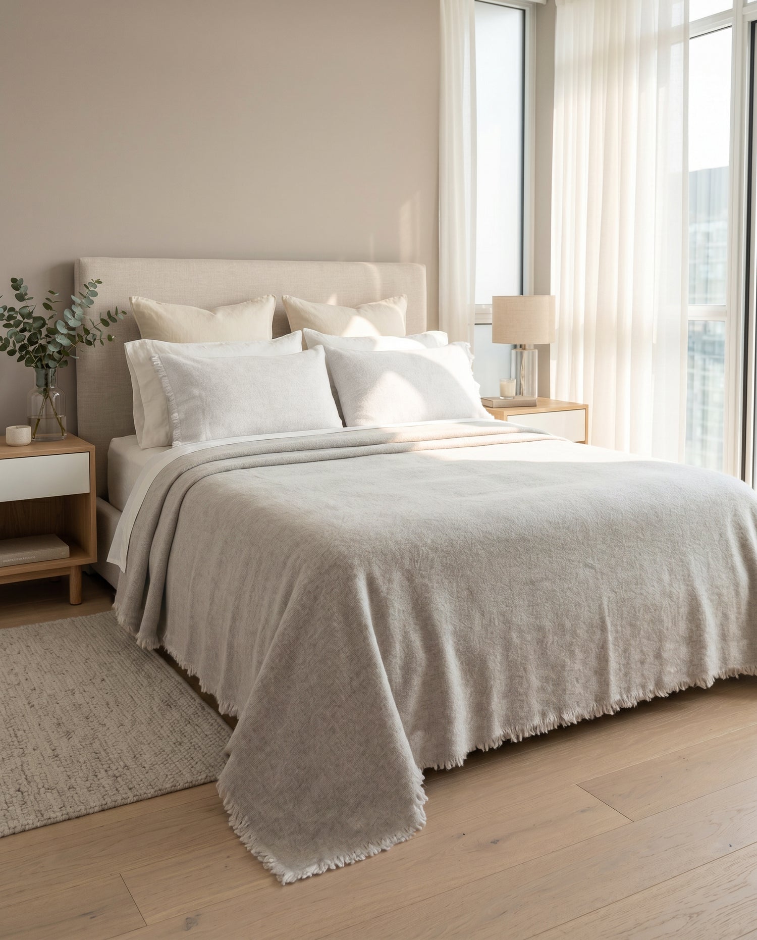 Terre: Reversible Wrinkled Effect Wool Blanket