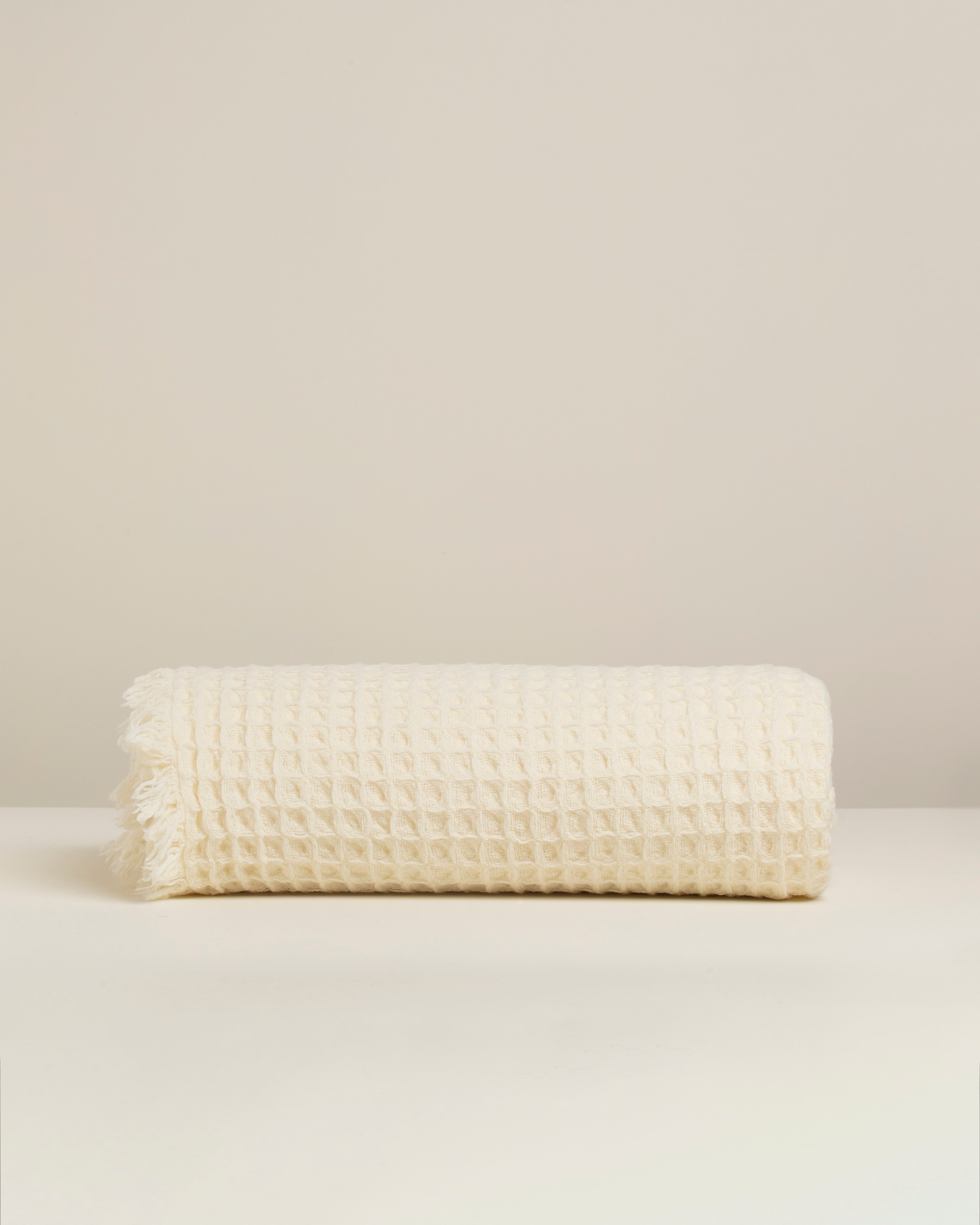 Waffle Wool Throw Blanket Bellagio I Everlayer®