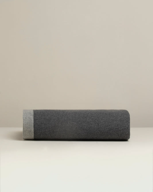 Ravello: Artisanal Merino Wool Bed Blanket