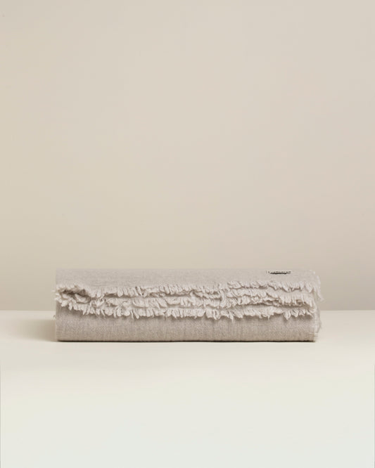 Terre: Reversible Wrinkled Effect Wool Blanket