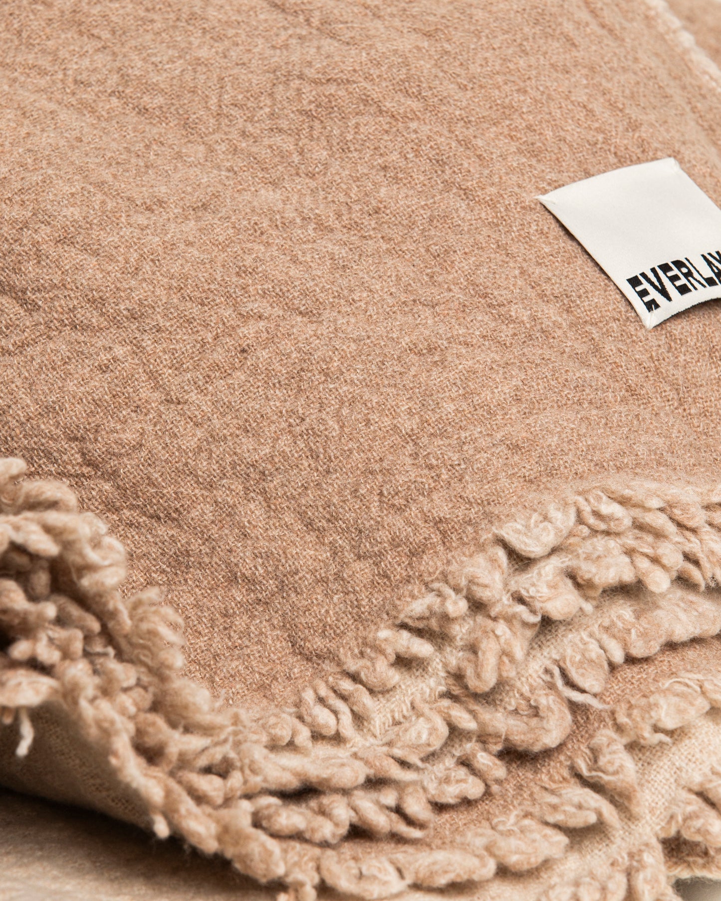 Terre: Reversible Wrinkled Effect Wool Blanket
