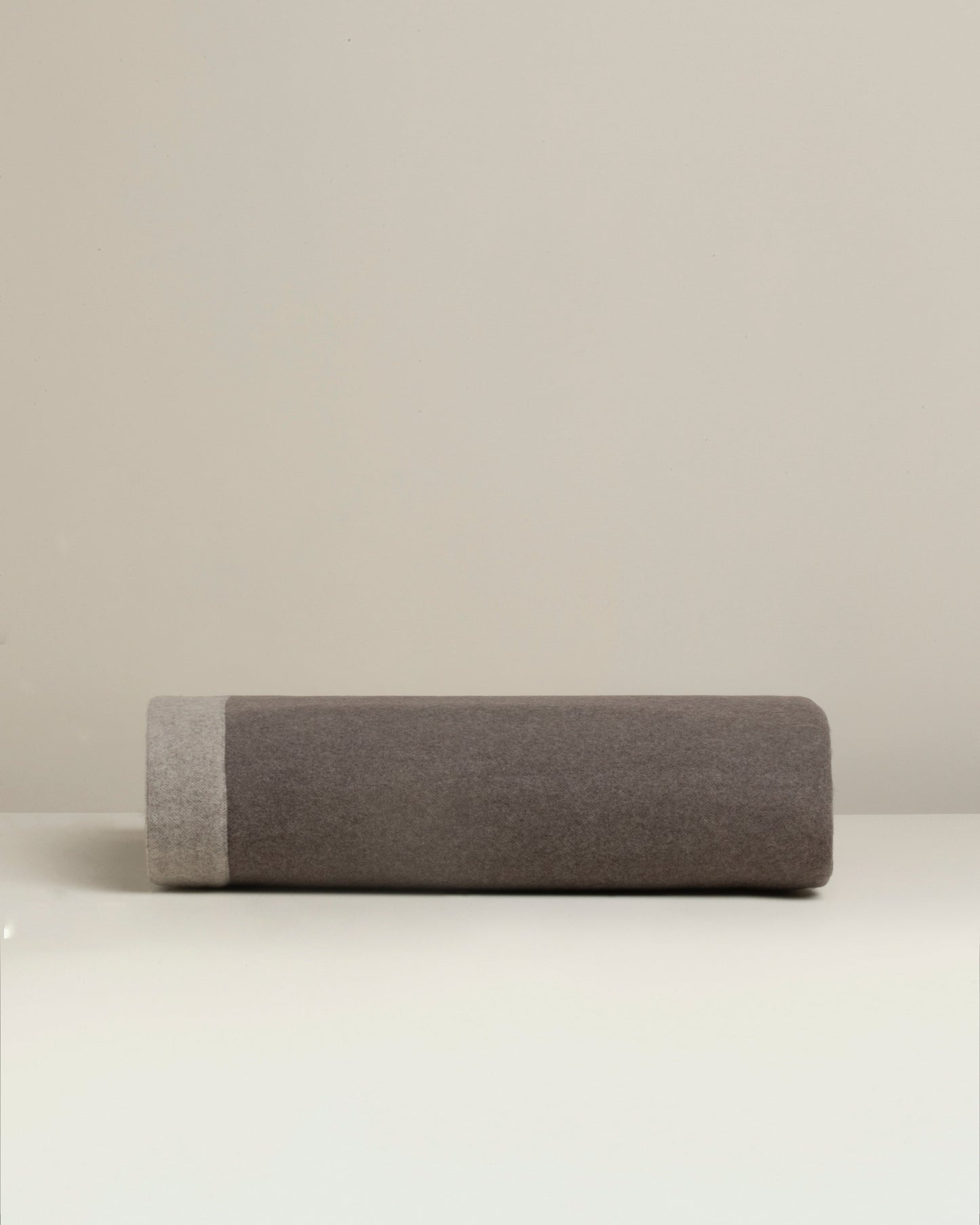 Ravello: Artisanal Merino Wool Bed Blanket