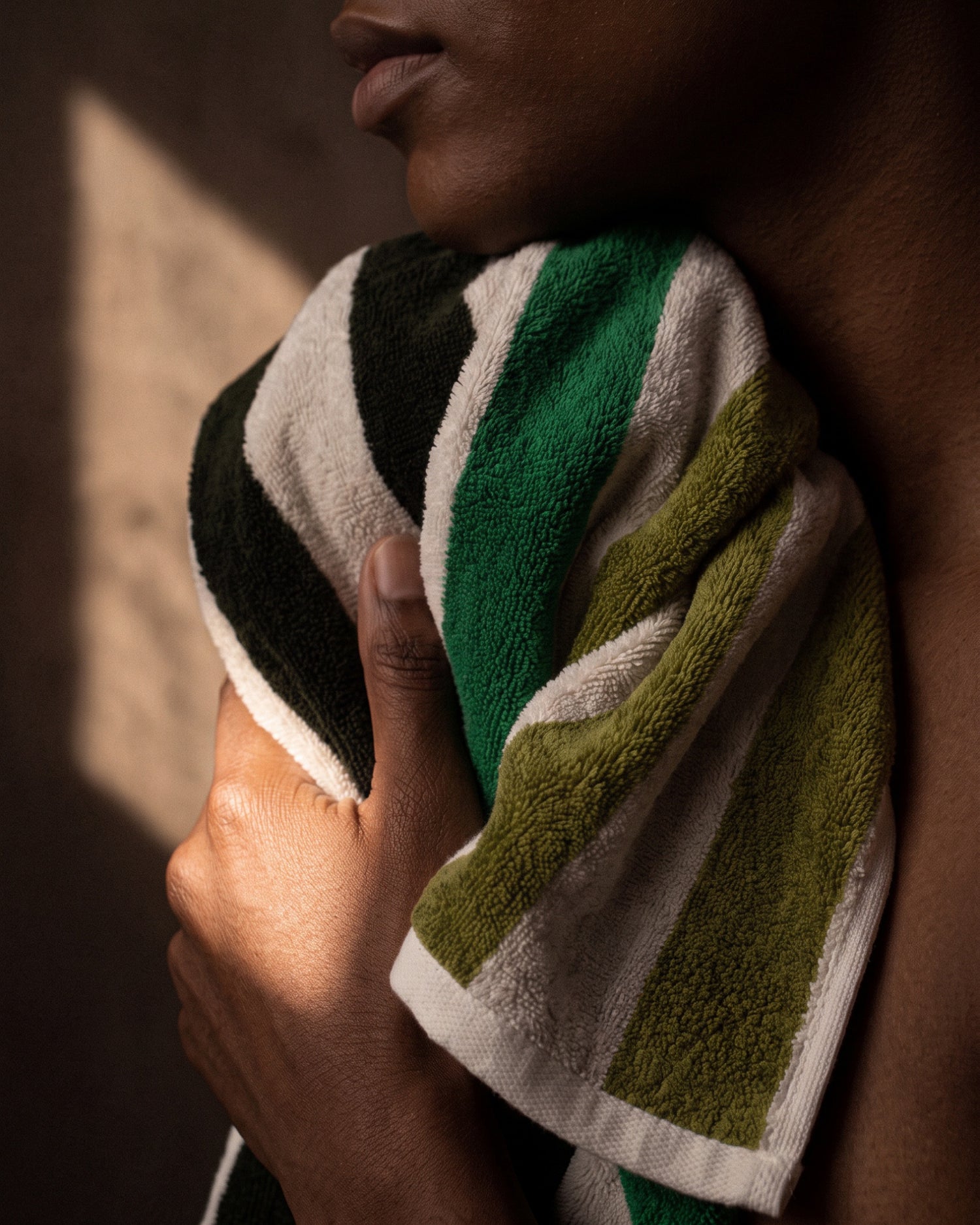 Plush Cotton Reversible Towel - Janus Cadence