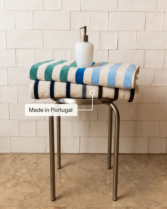 Plush Cotton Reversible Towel - Janus Cadence