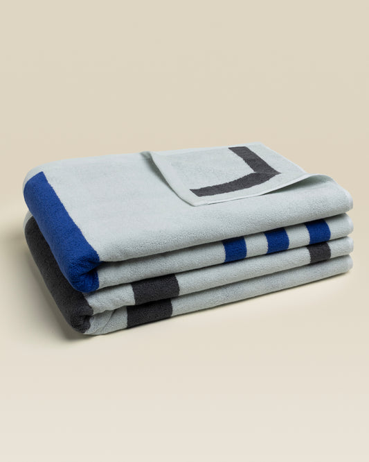 Plush Cotton Reversible Towel - Janus Edge