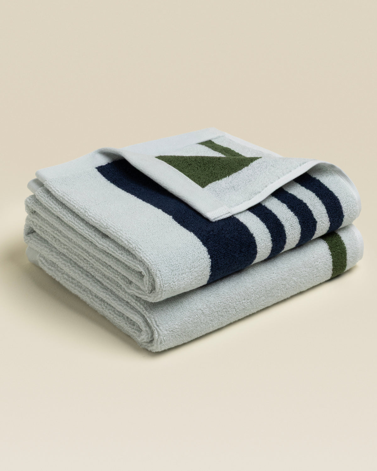 Plush Cotton Reversible Towel - Janus Edge