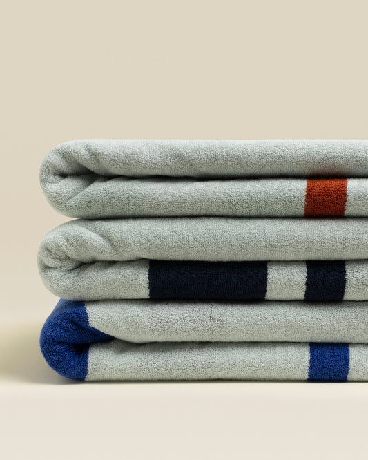 Plush Cotton Reversible Towel - Janus Edge