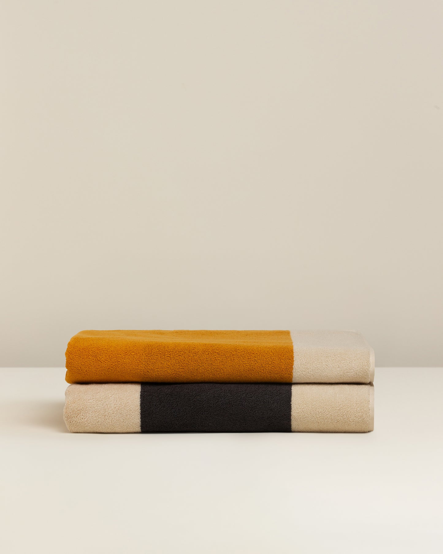 Janus Reverso: Soft Cotton Reversible Stripe Towel