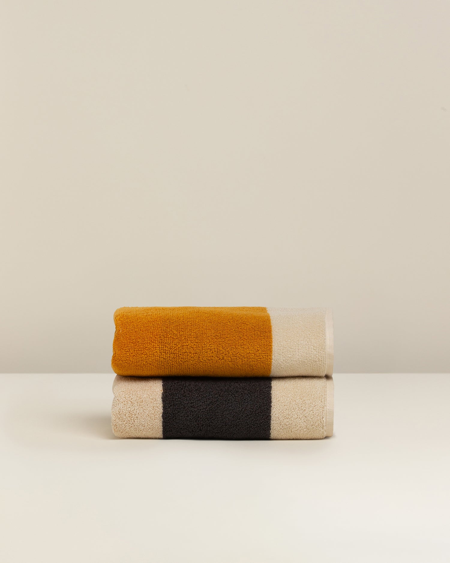 Janus Reverso: Soft Cotton Reversible Stripe Towel