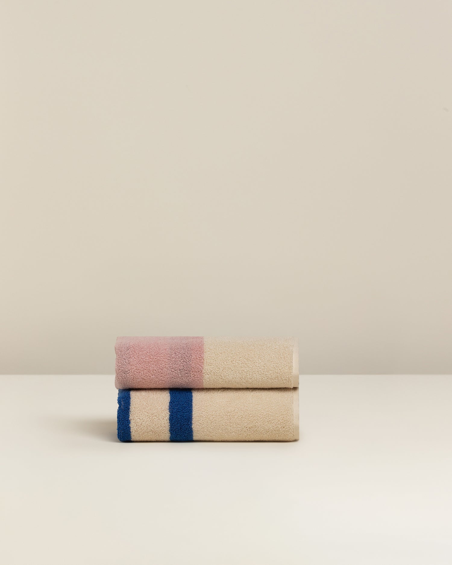 Janus Reverso: Soft Cotton Reversible Stripe Towel