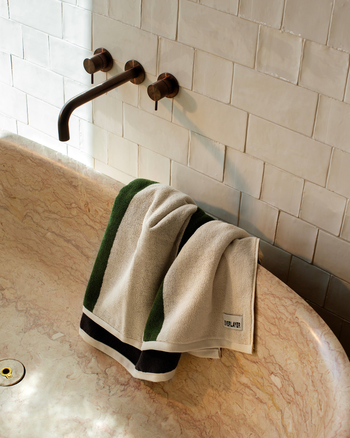 Janus Reverso: Soft Cotton Reversible Stripe Towel