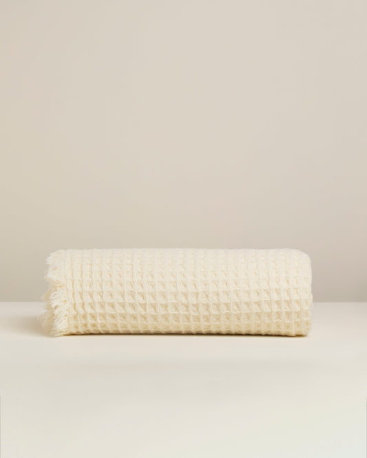 Bellagio: Plush Waffle Wool Throw Blanket