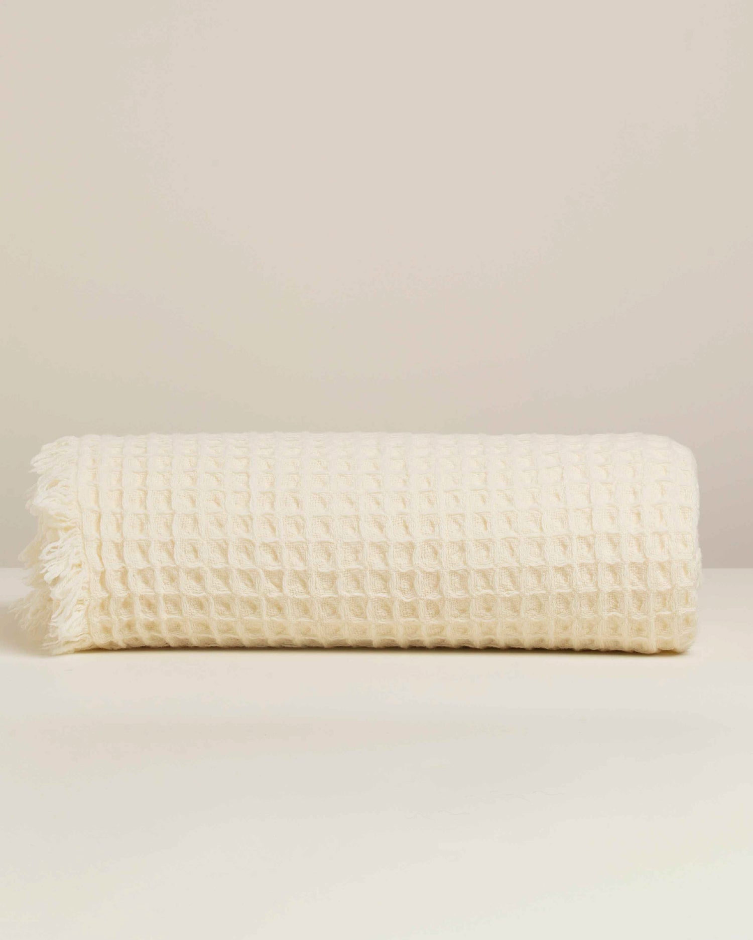 Bellagio: Plush Waffle Wool Throw Blanket