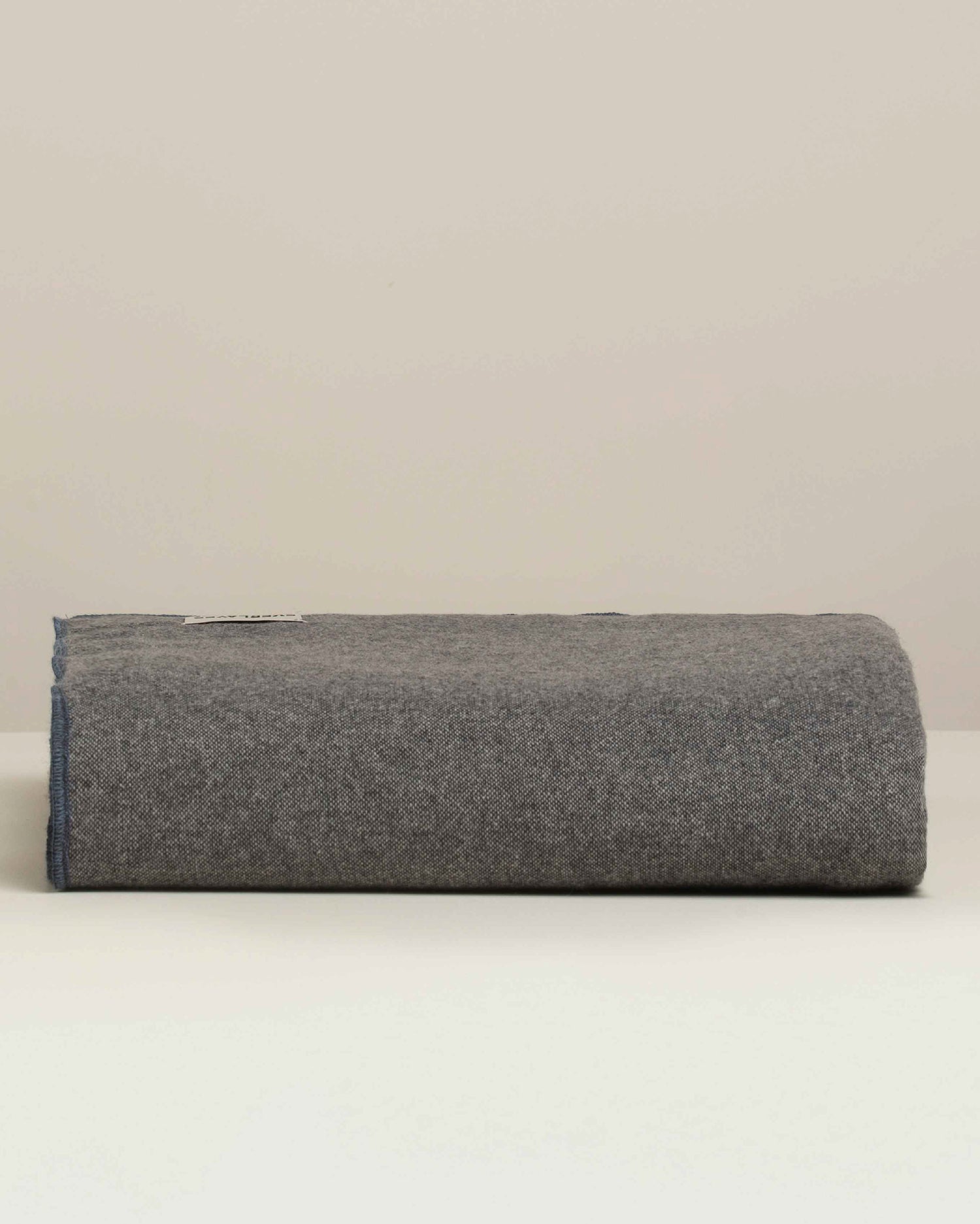 Alghero: Lt Wt Merino Wool Bed Blanket