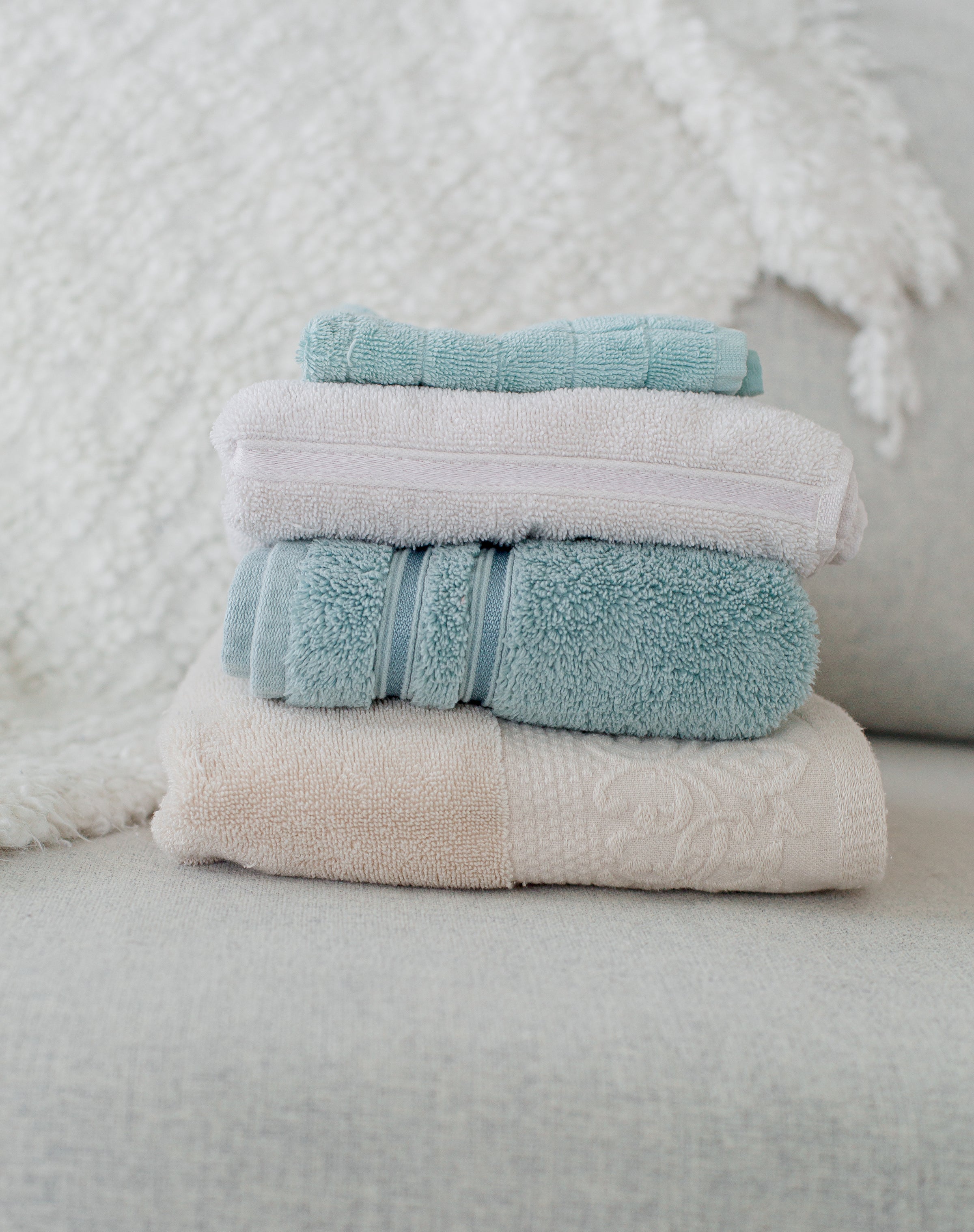 Luxury woolen throws handcrafted with premium sustainable materials